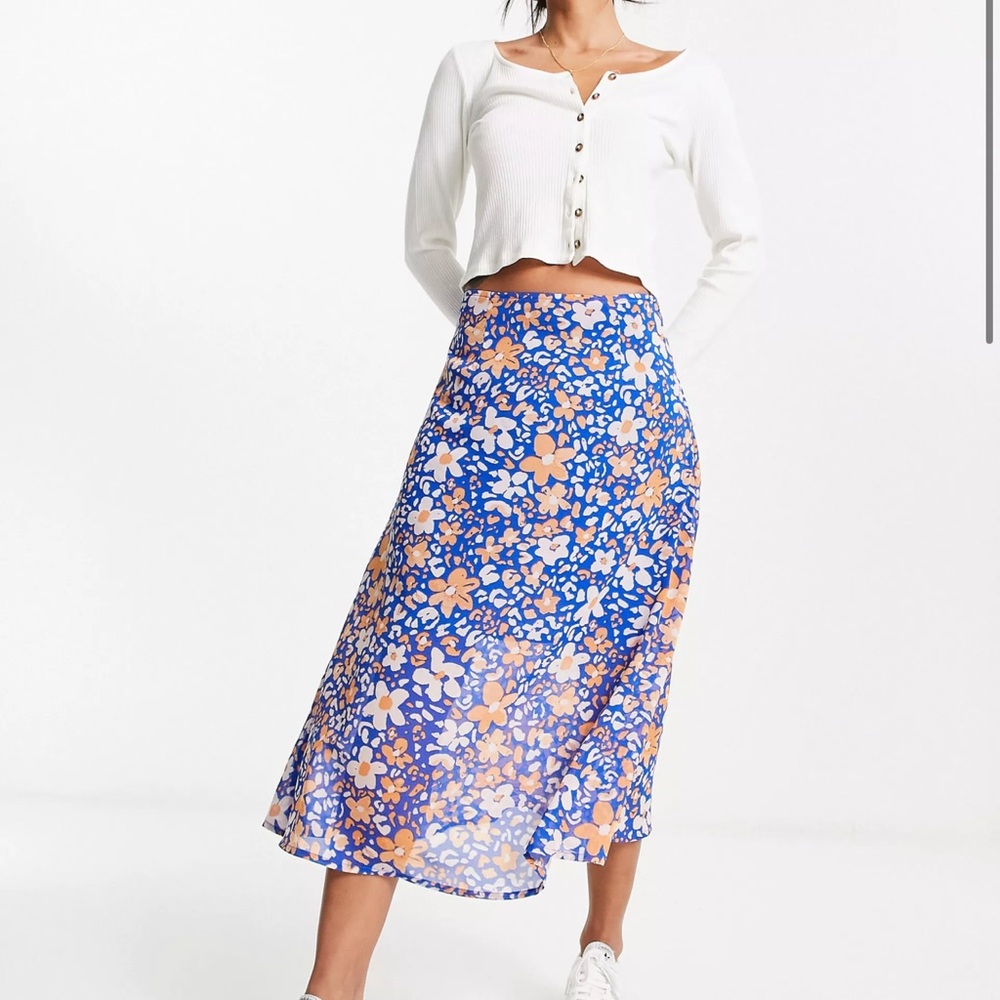 Wednesday’s Girl Floral Midi Skirt
